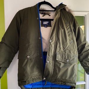 Lands End Kids coat Size S or 8. Worn one year. Great condition.